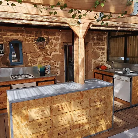 Terradou Holiday home *